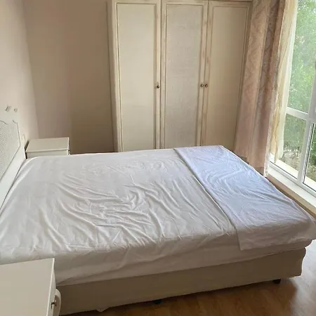 Izida Palace Apartment